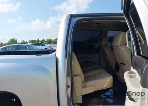 2010 Chevrolet Silverado 1500 Lt z USA, uszkodzony, nr VIN 3GCRCSE09AG267881